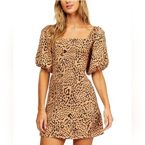 Billabong Paradise  Puff-Sleeve Mini dress. Size S